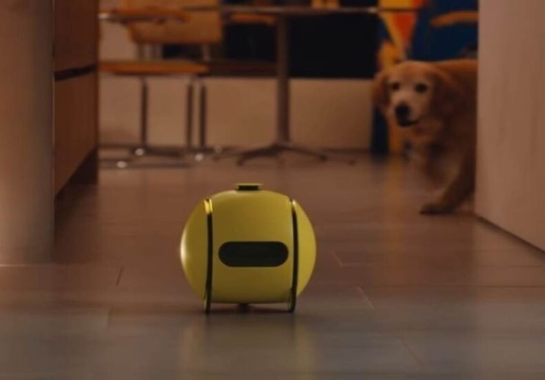 Samsung Unveils AI OLED Bot, a Wall-E-Like Vision of the Future